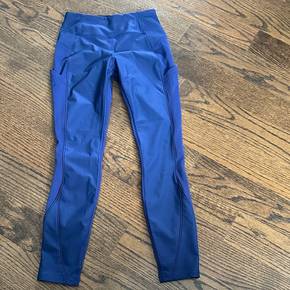 Lululemon navy leggings size 4